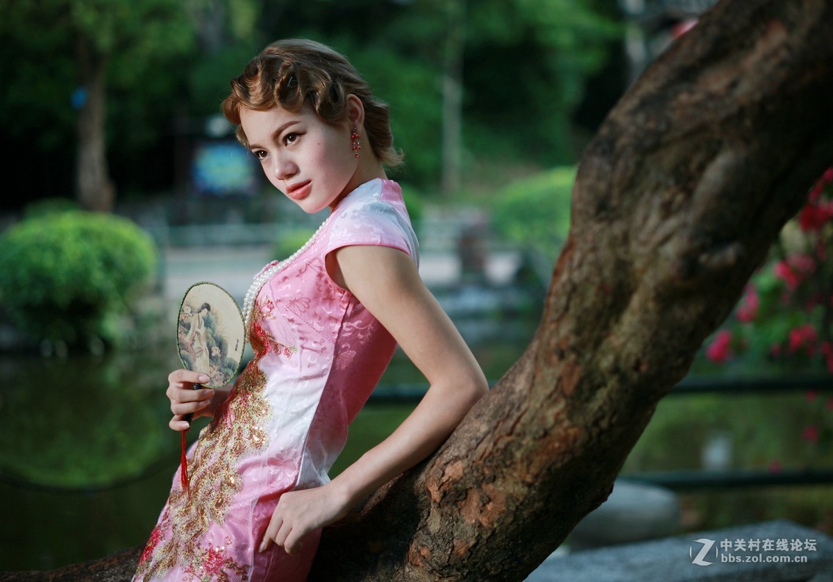 新蔡司猎鹰50 1.4头人像片,没有后期,全部是原片,供各位蔡友指点和参考!