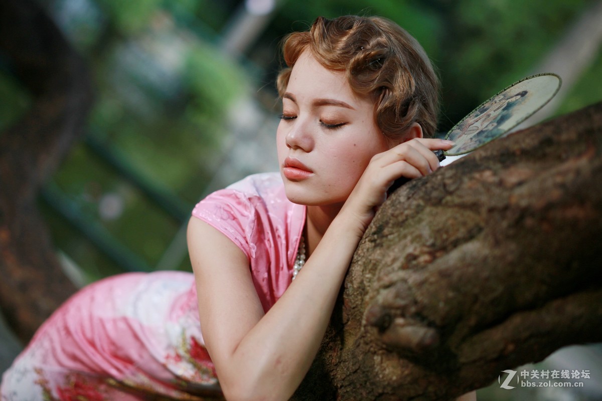 新蔡司猎鹰50 1.4头人像片,没有后期,全部是原片,供各位蔡友指点和参考!