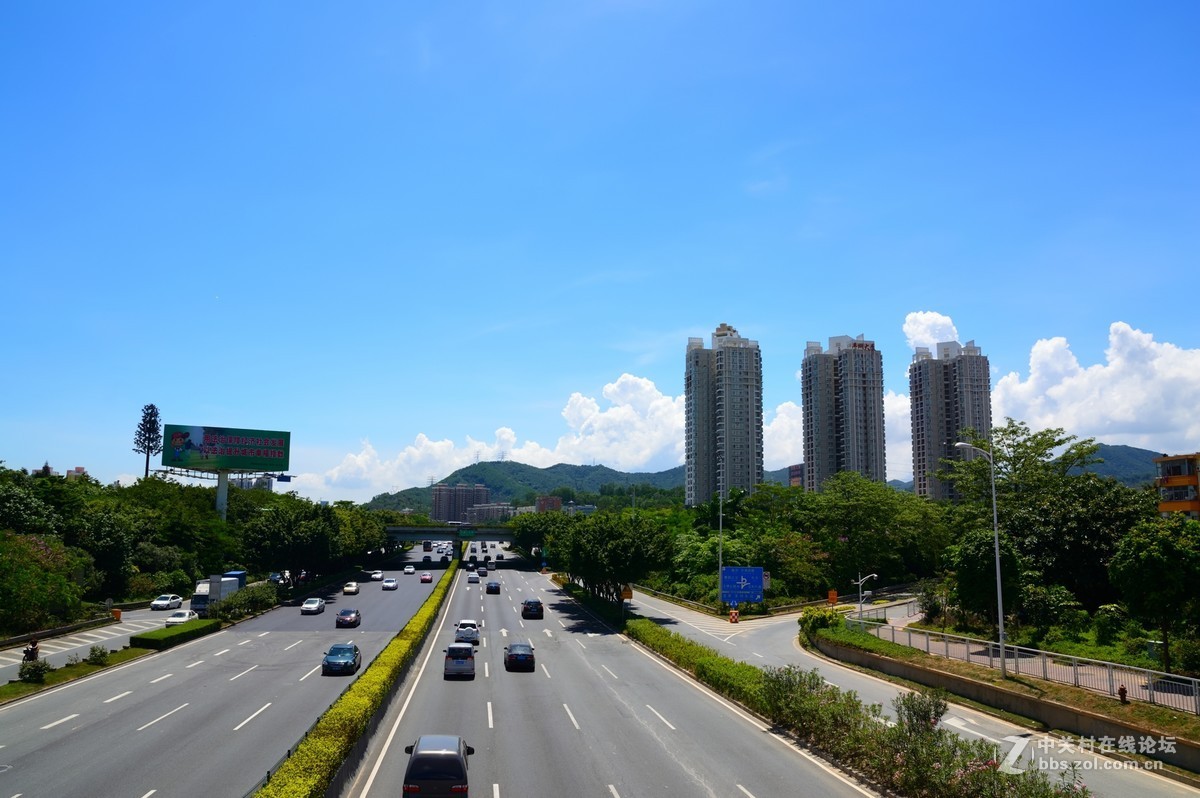 用了几年的D3200，非常不舍，还是换了入门机！