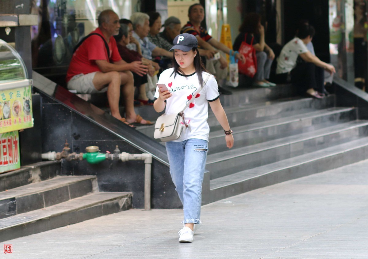 来组70d街拍原片