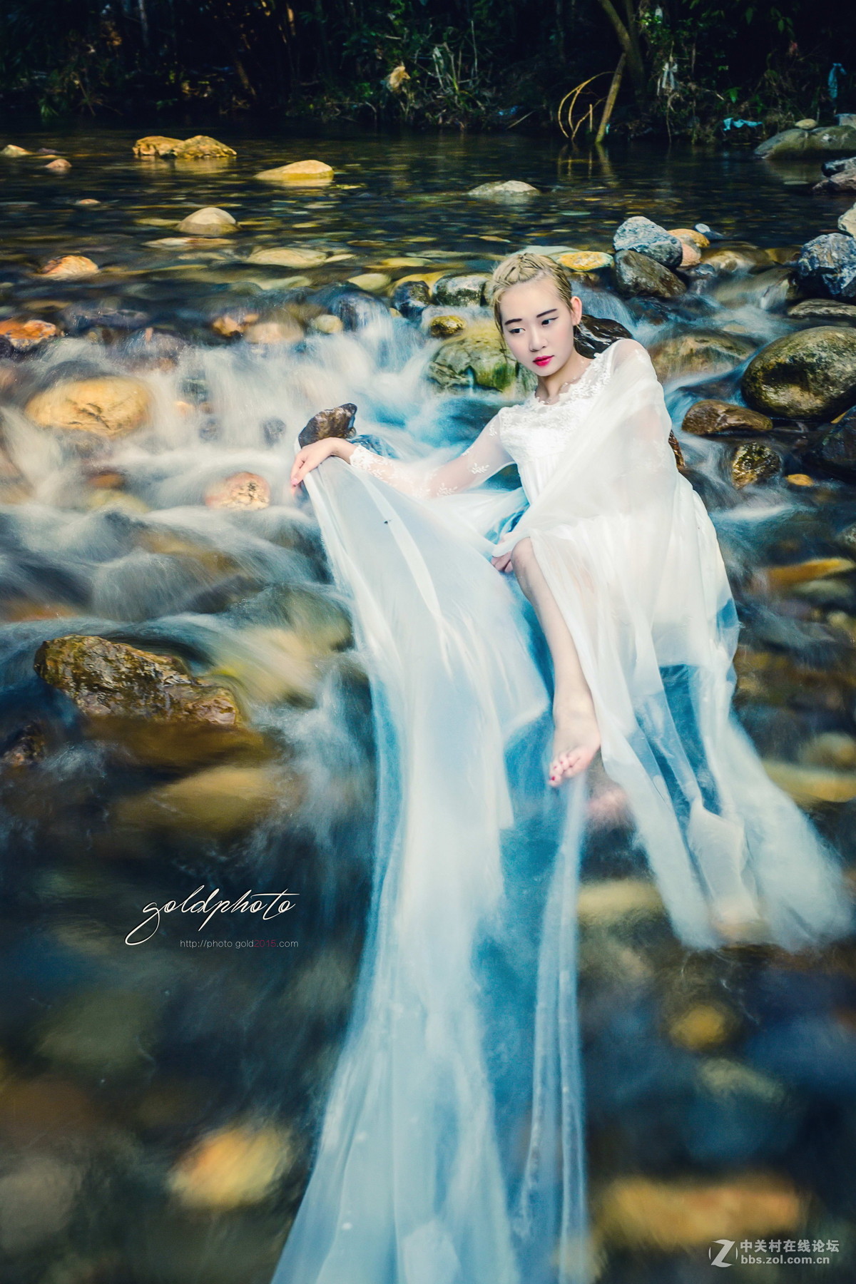 适马50MMF/1.4{慢门之紫云谷...人像}