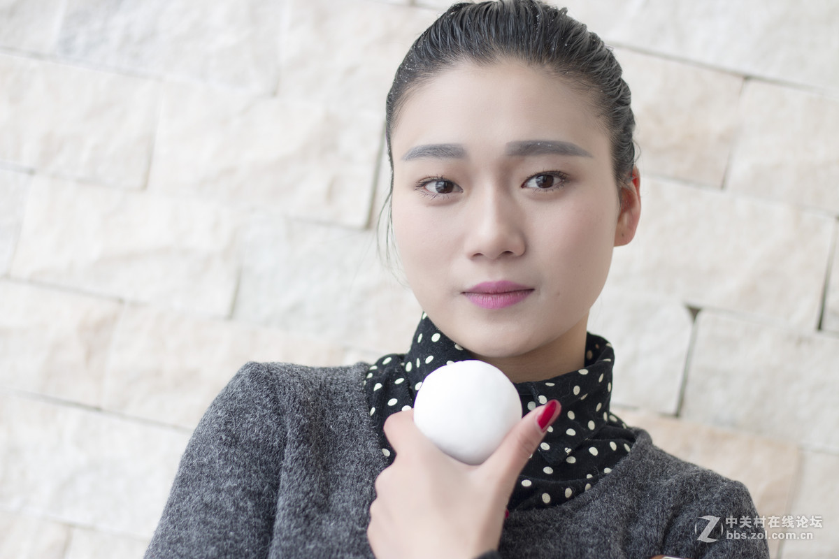 发帖致谢！谢娟娟不怕大雪，无私奉献！