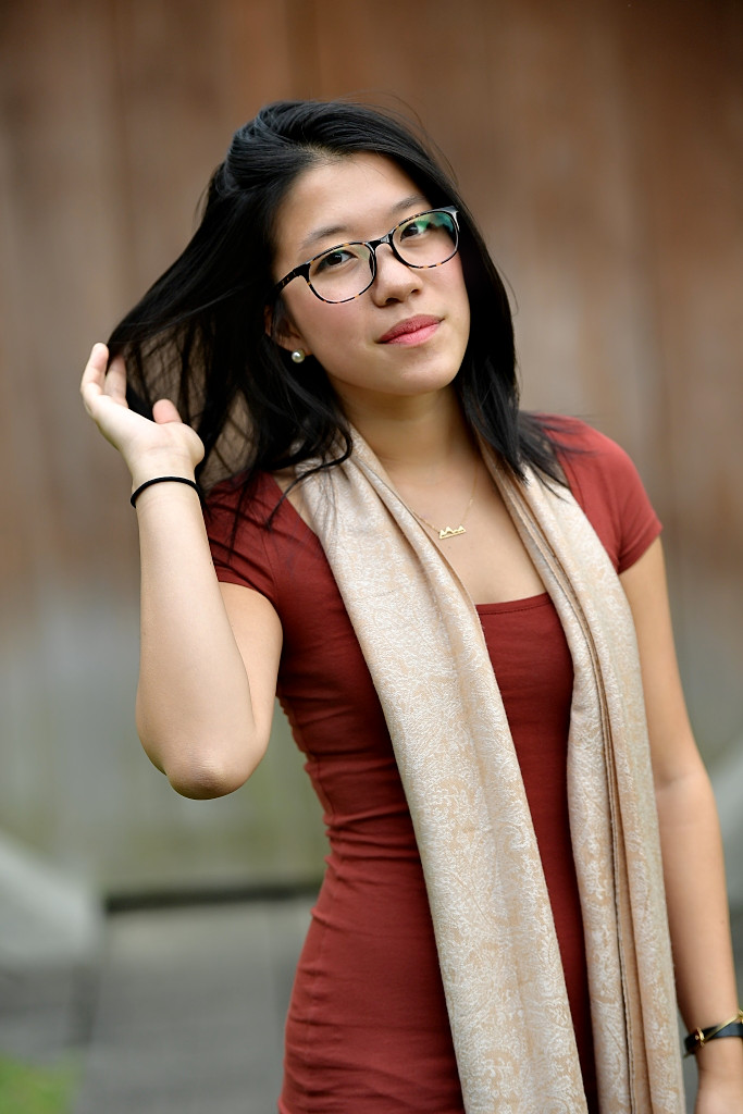 美籍华人女孩依依