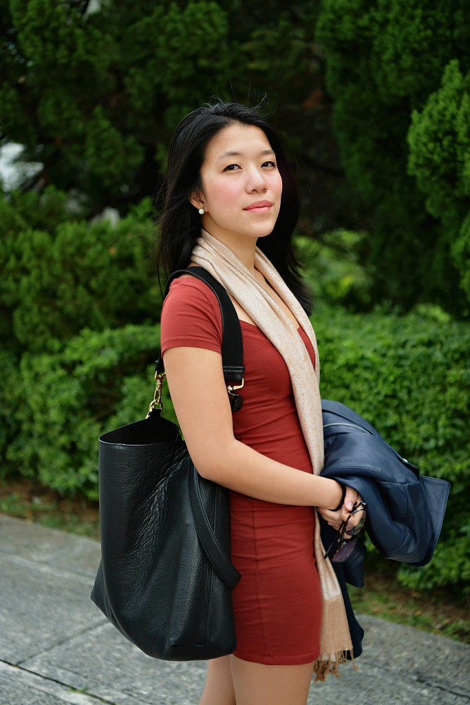 美籍华人女孩依依