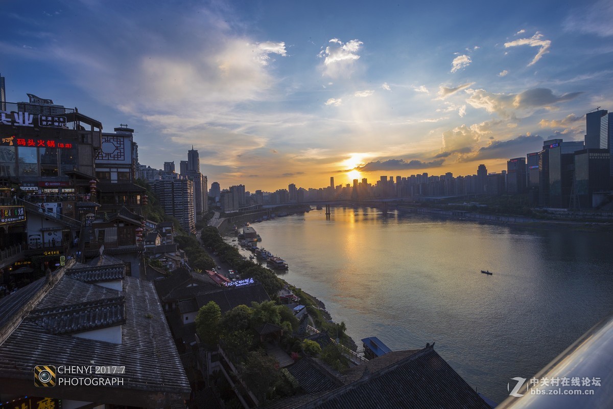 从洪崖洞到两路口