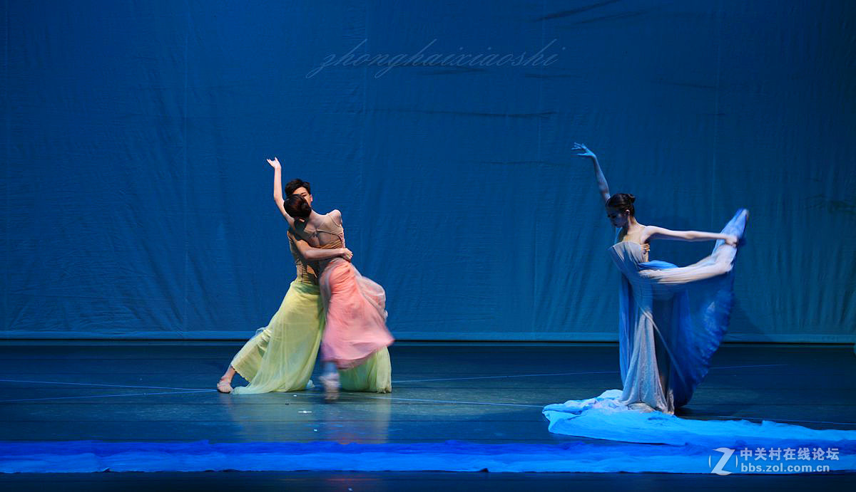 妙曼的舞姿广芭汇演现代舞片段