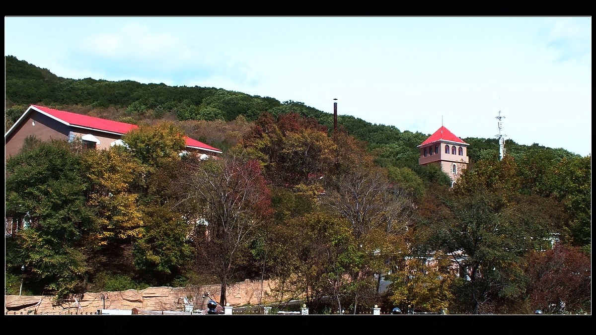 丰满松花湖《坝上金秋》来燕赵访友交流。
