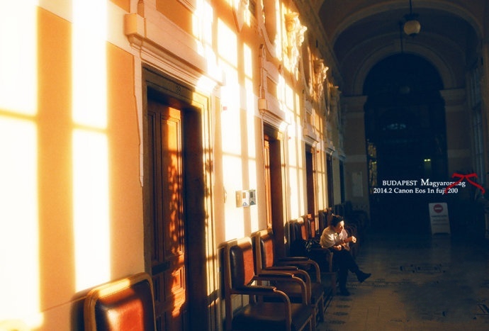 #摄影技巧分享# 教你的女友拍人文 拍出生活中的人情味