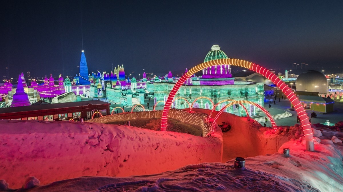 美轮美奂的冰雕雪雕——哈尔滨冰雪大世界掠影