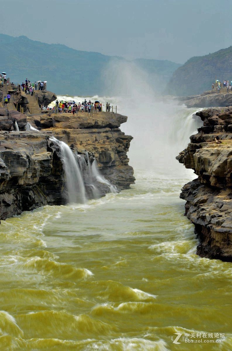 去年拍的片子22夏日延安a大太阳下的黄河壶口瀑布10p敬请指导