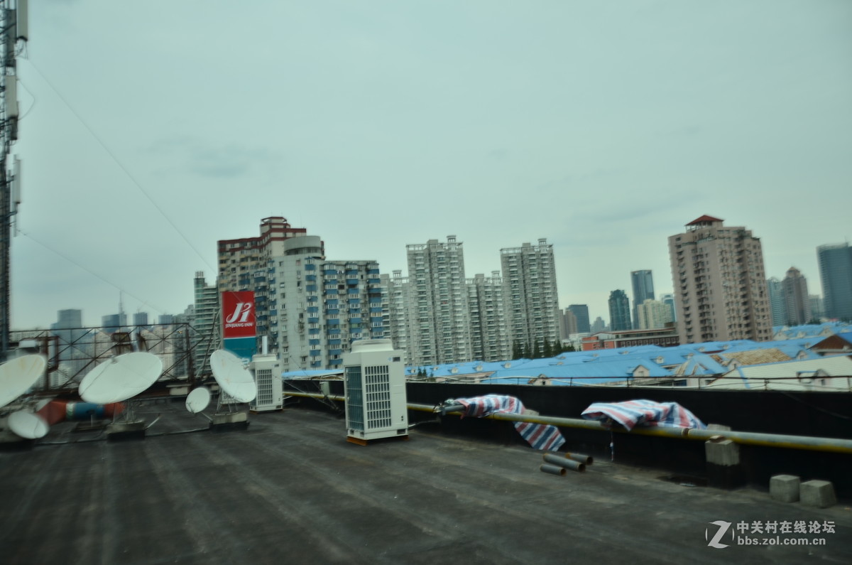 单反小白，d7000配的18105 拍成这样很纳闷求指导