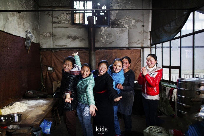 #摄影技巧分享# 教你的女友拍人文 拍出生活中的人情味