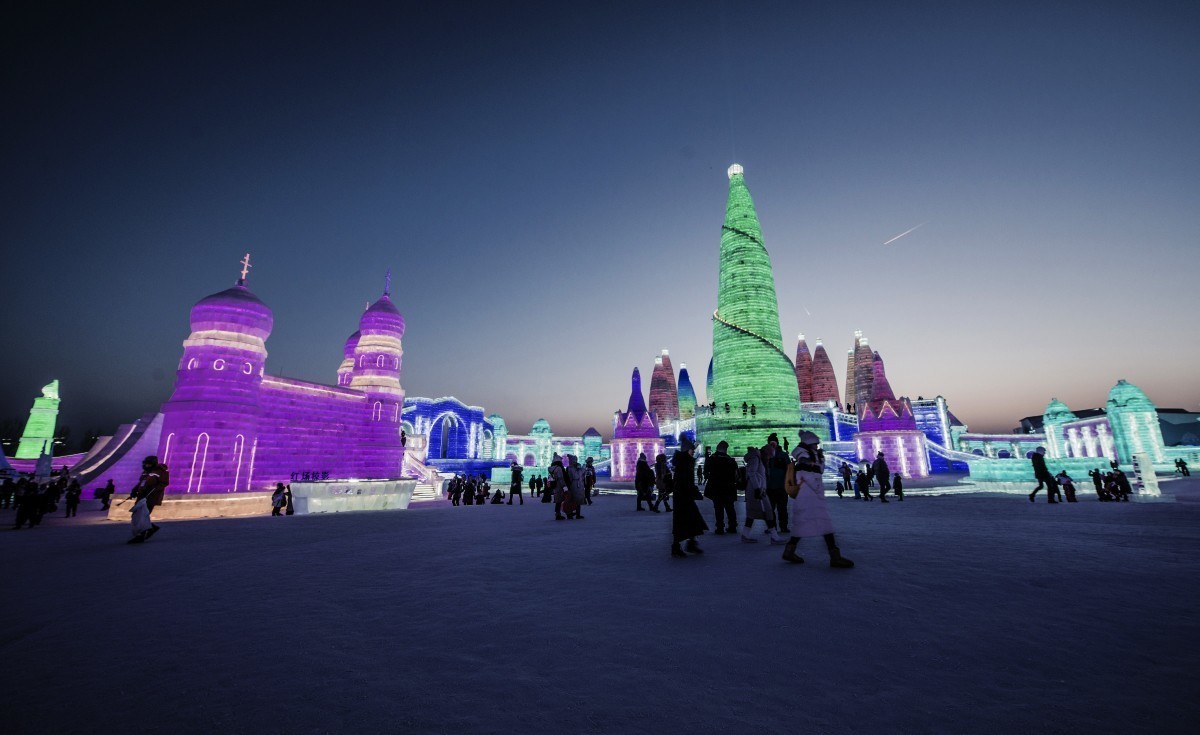 美轮美奂的冰雕雪雕——哈尔滨冰雪大世界掠影