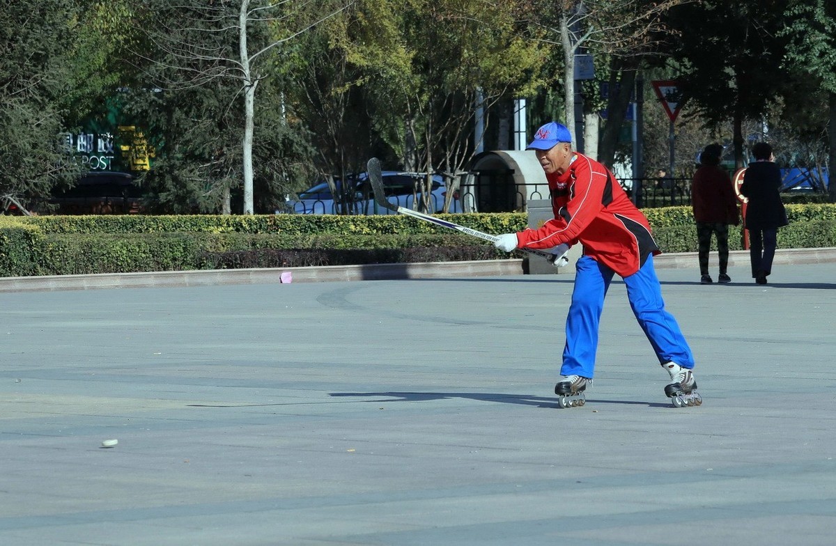 EOS R未到，先玩玩EOS M5