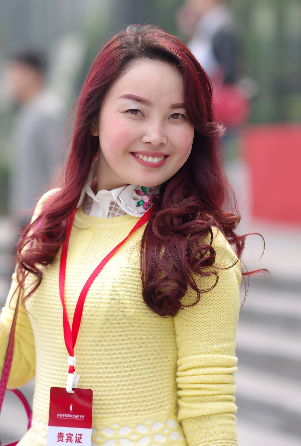 泸州国际酒博会上美女与美酒