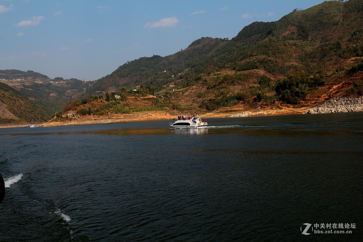 貴州興義著名風景區萬峰湖風景區