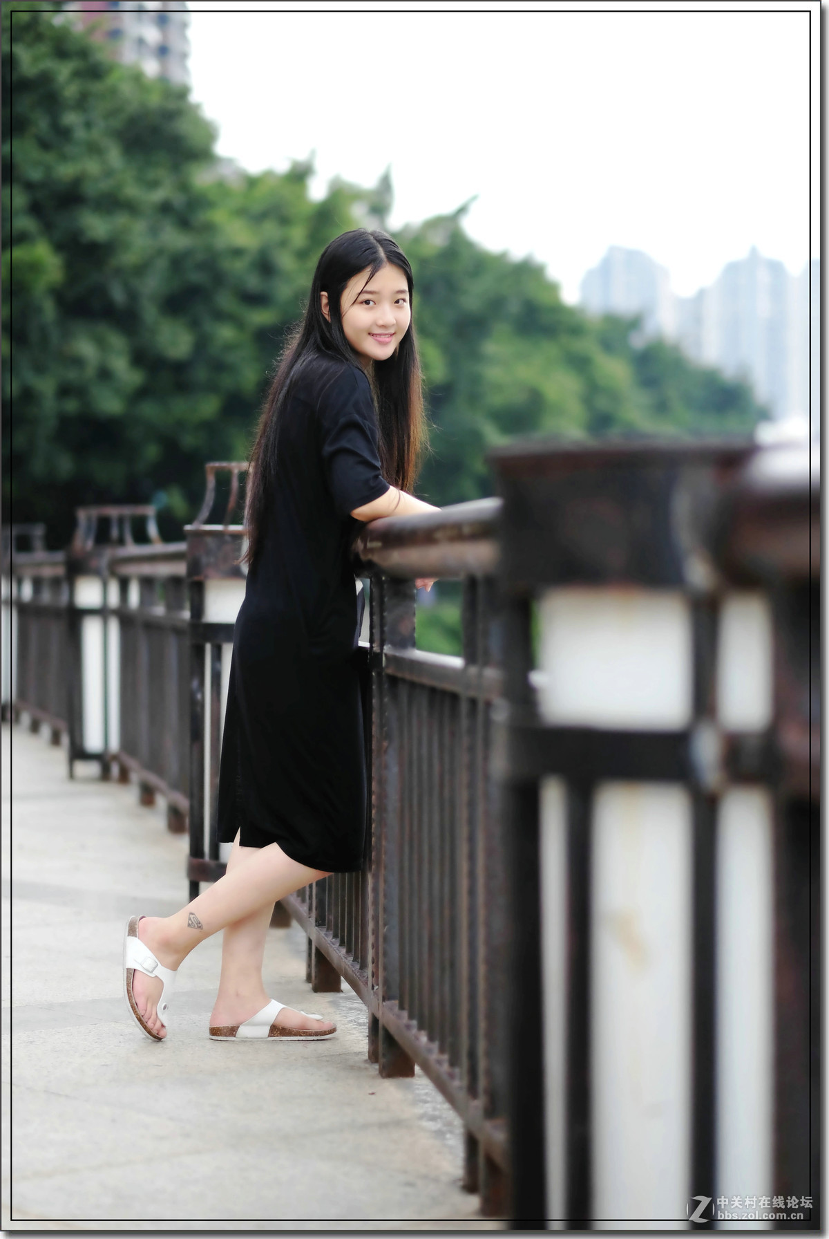 初中校花14岁小怡