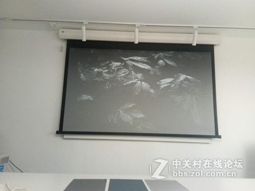 没有黑位的投影幕布，你敢用吗？