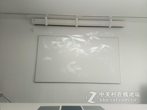 没有黑位的投影幕布，你敢用吗？