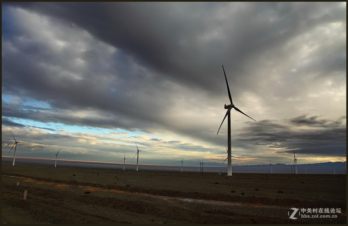 鸣沙山与莫高窟及敦煌沿途风光