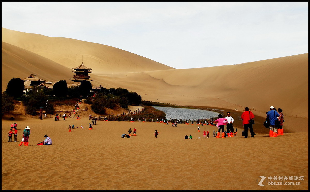 鸣沙山与莫高窟及敦煌沿途风光