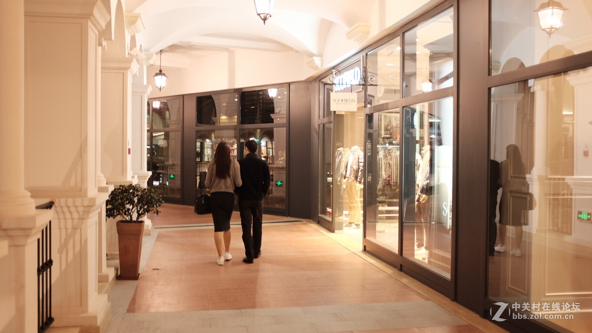 万圣节，夜拍上海佛罗伦萨小镇，这下有主题了吧~