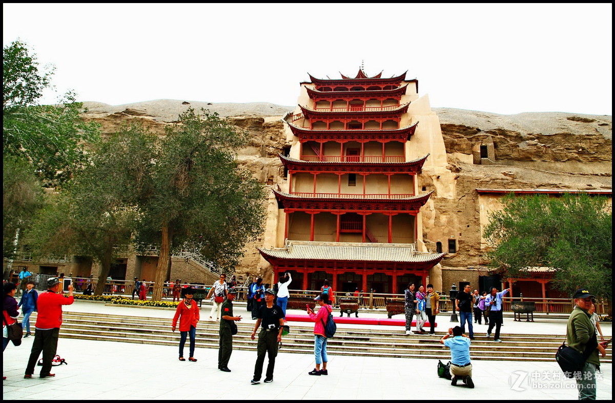 鸣沙山与莫高窟及敦煌沿途风光