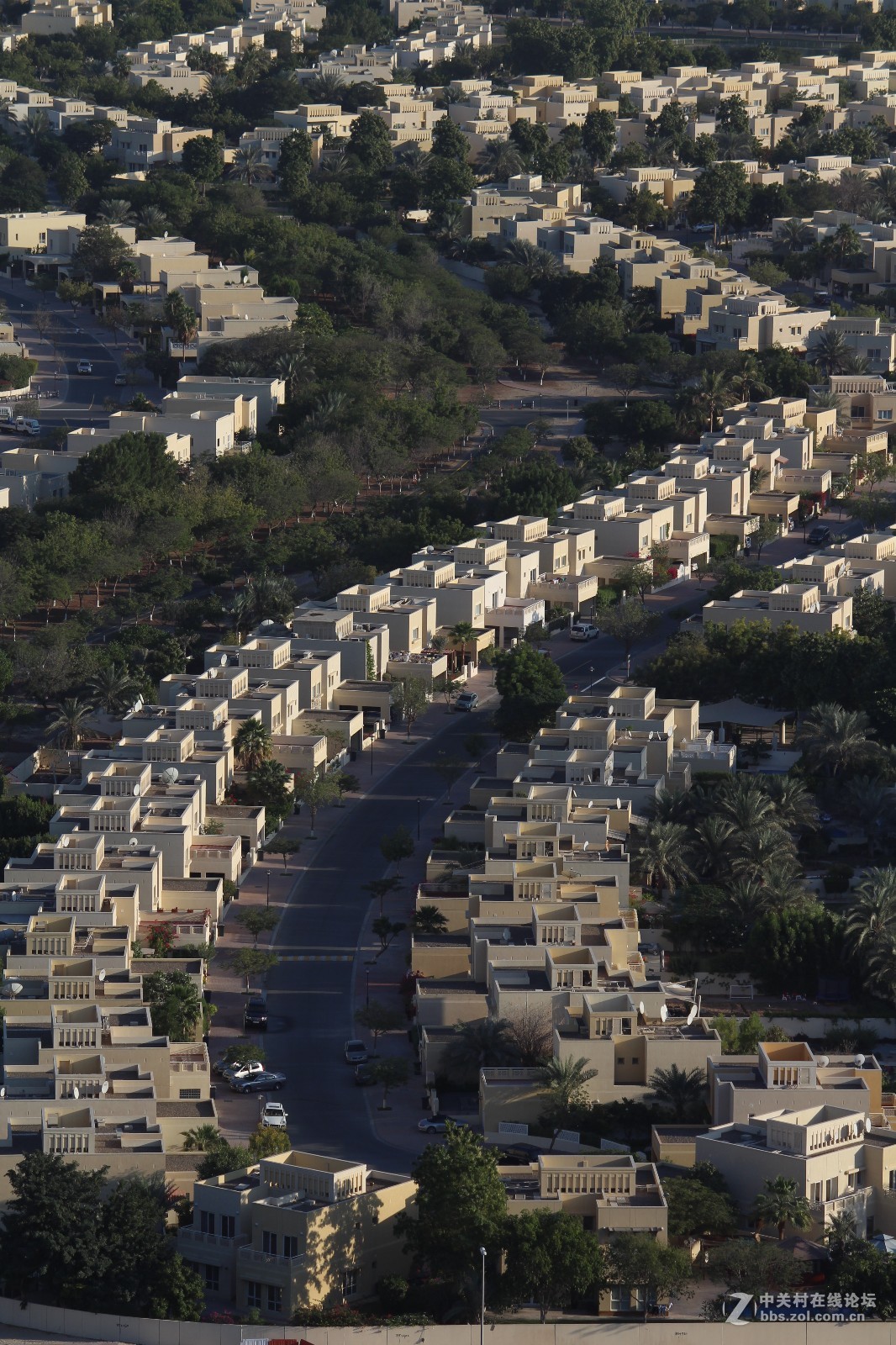 转发佳能1300d官方样张