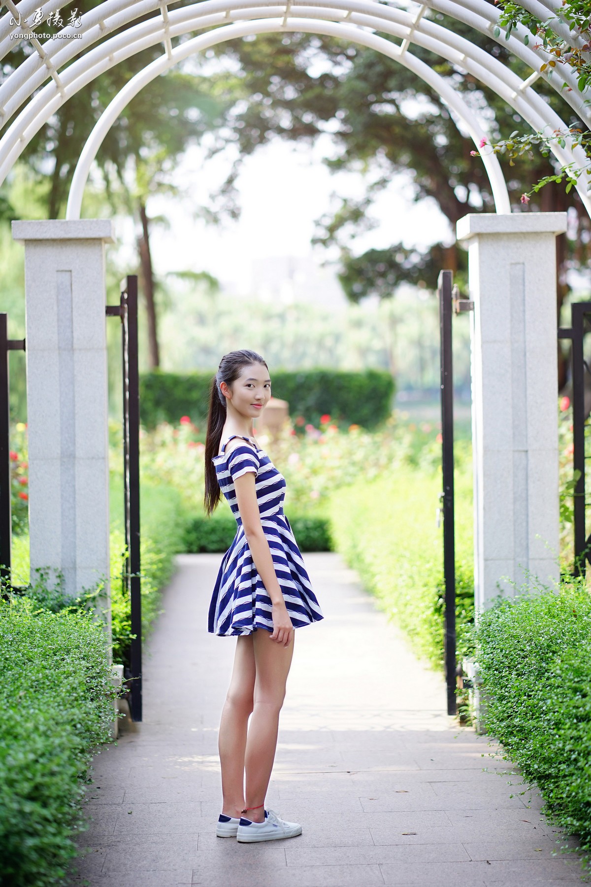 长腿小黑妹丹娜