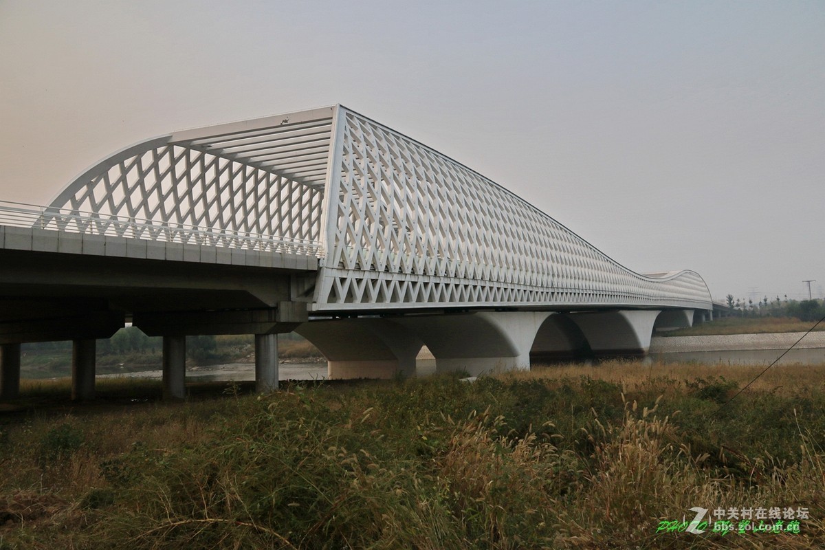 北京京郊‘小鸟巢’掠影