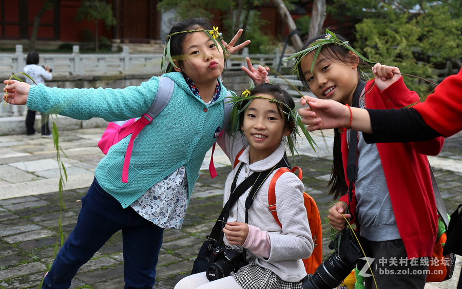 中山学校摄影班同学松冮活动