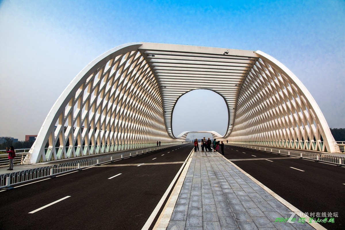 北京京郊‘小鸟巢’掠影