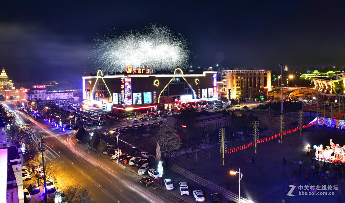 火树银花不夜天-内蒙古阿拉善盟巴彦浩特元宵之夜