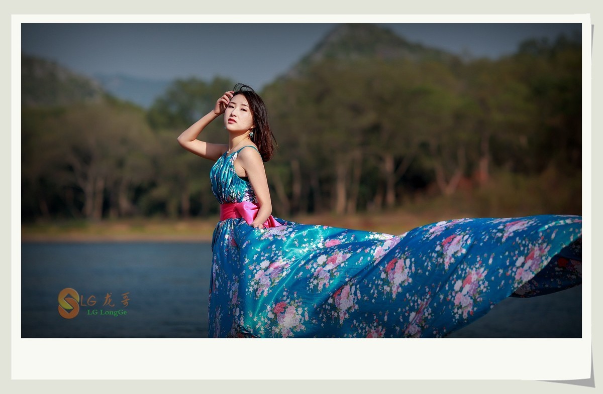 #佳能月赛-冬日精彩#漓江河畔美少女