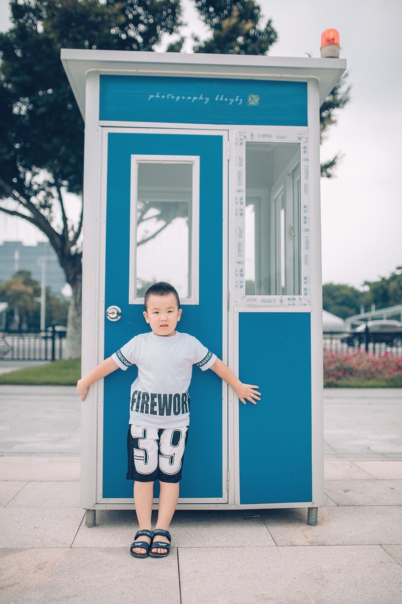 小侄子的暑假。