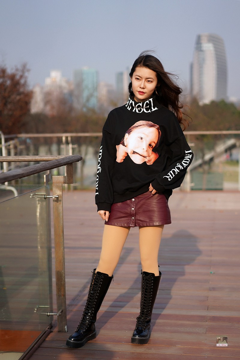 外套的图案很醒目