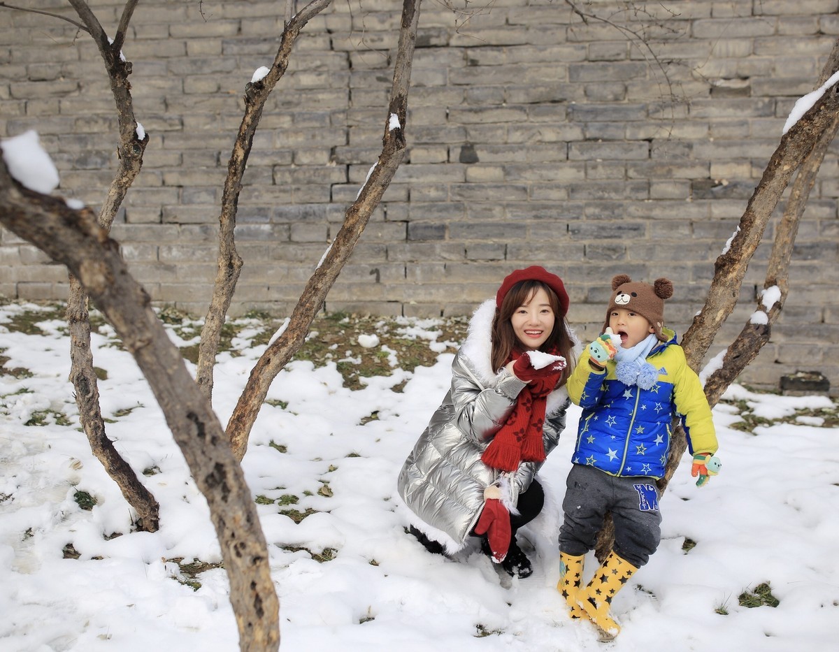 戏雪---童趣-中关村在线摄影论坛