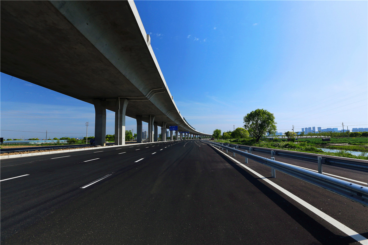 美丽高架桥幸福胜陆公路