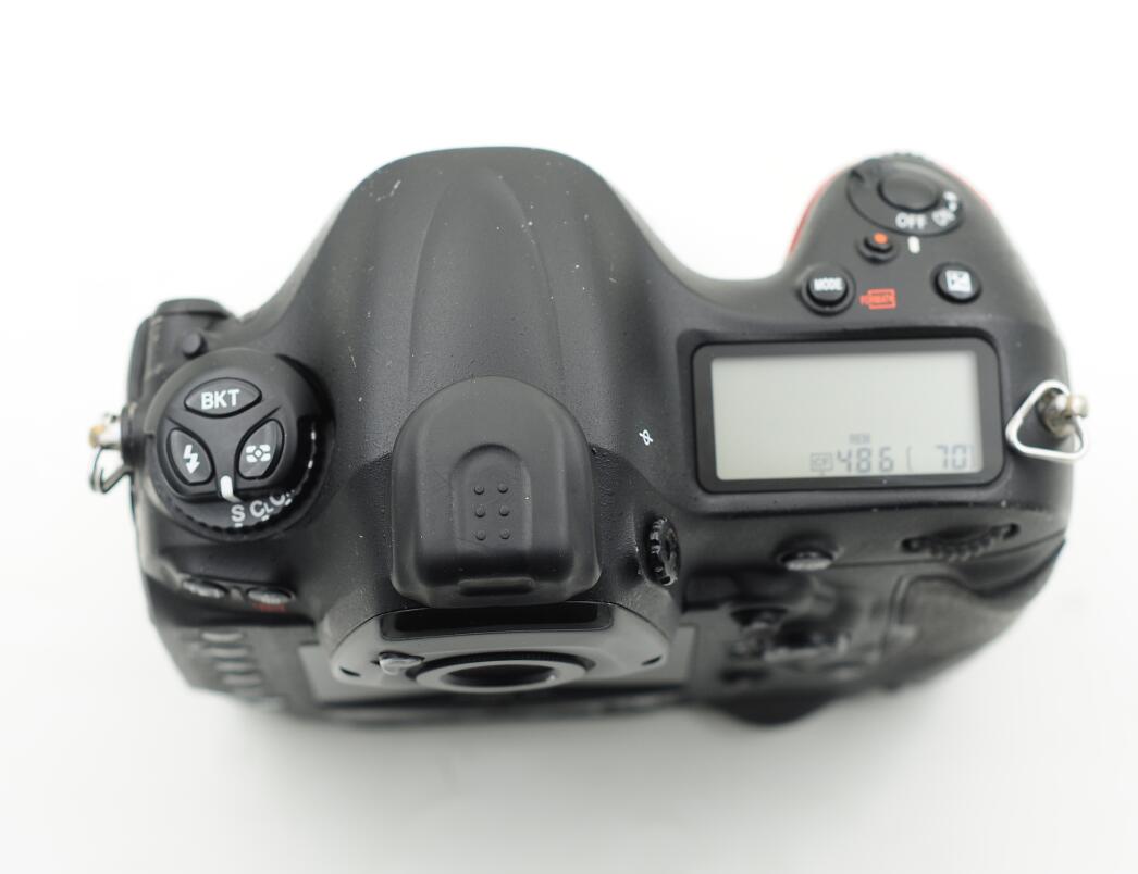 原价五万多的尼康D4终极单反现价仅9800元