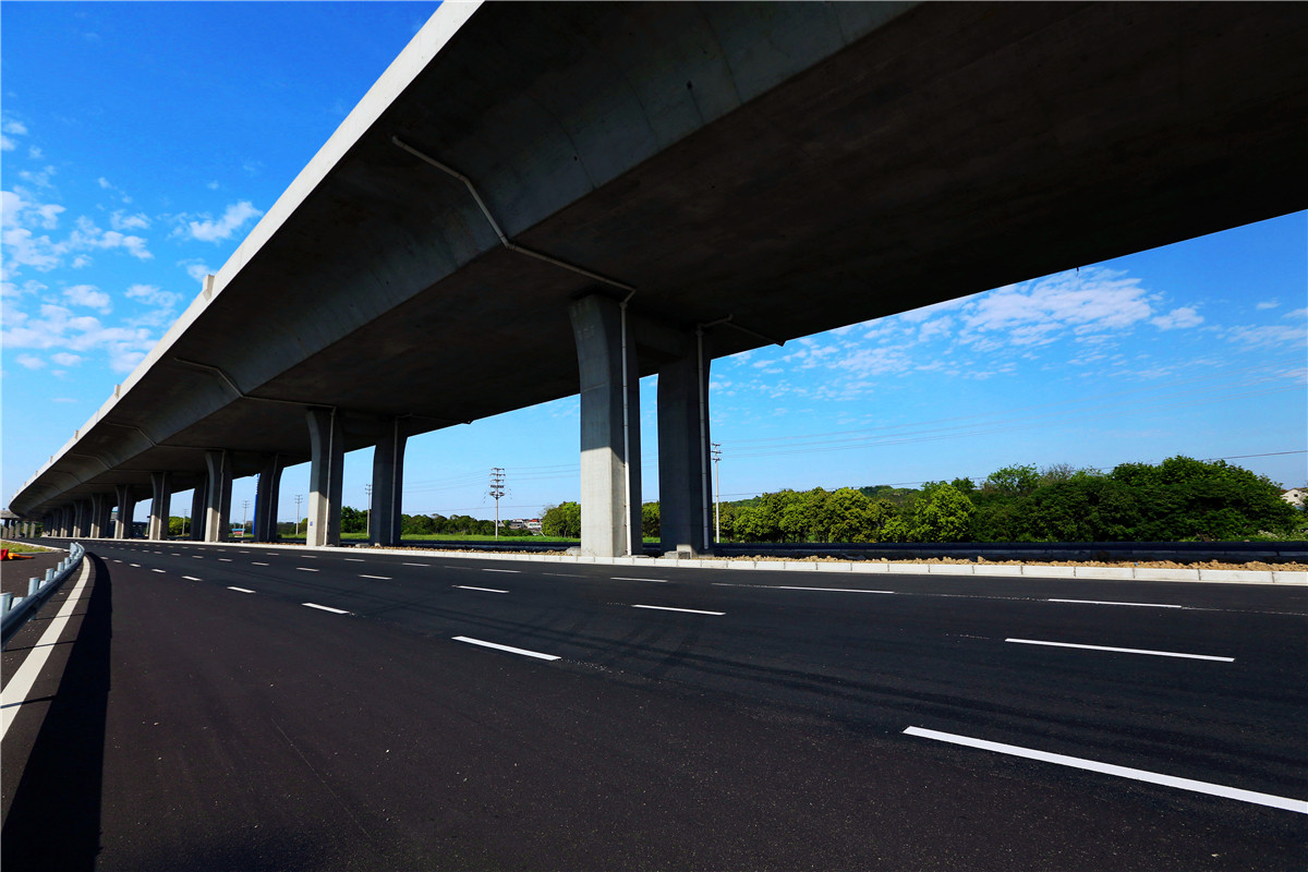美丽高架桥幸福胜陆公路