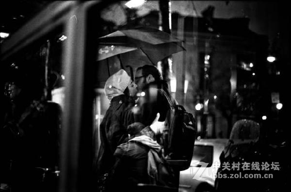 情迷大光圈：为什么徕卡的大光圈镜头这么贵