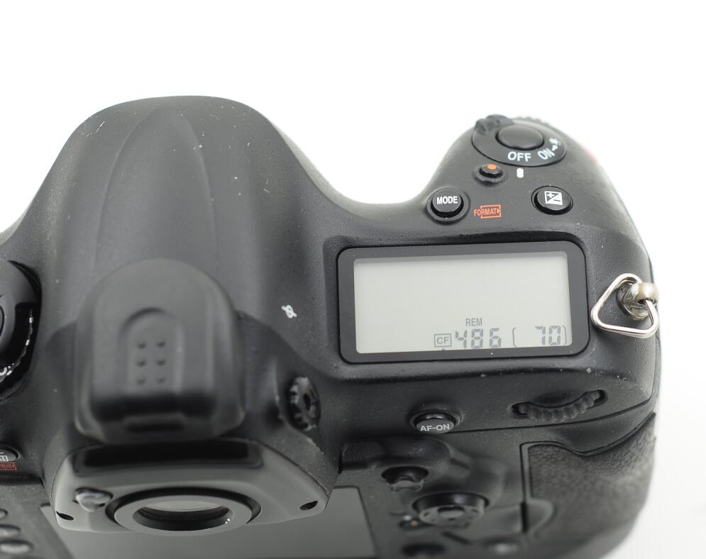 原价五万多的尼康D4终极单反现价仅9800元