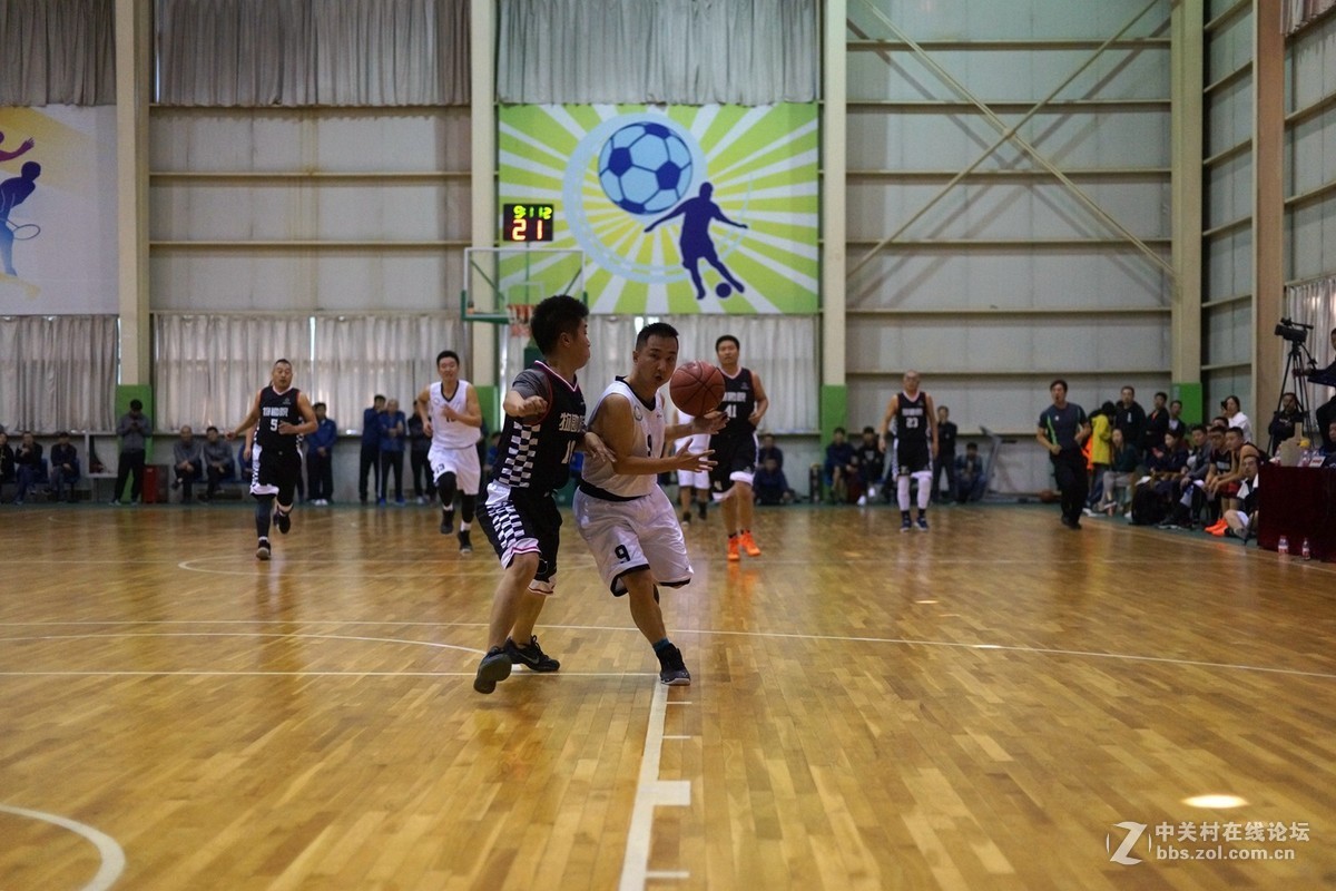 篮球比赛拍几张