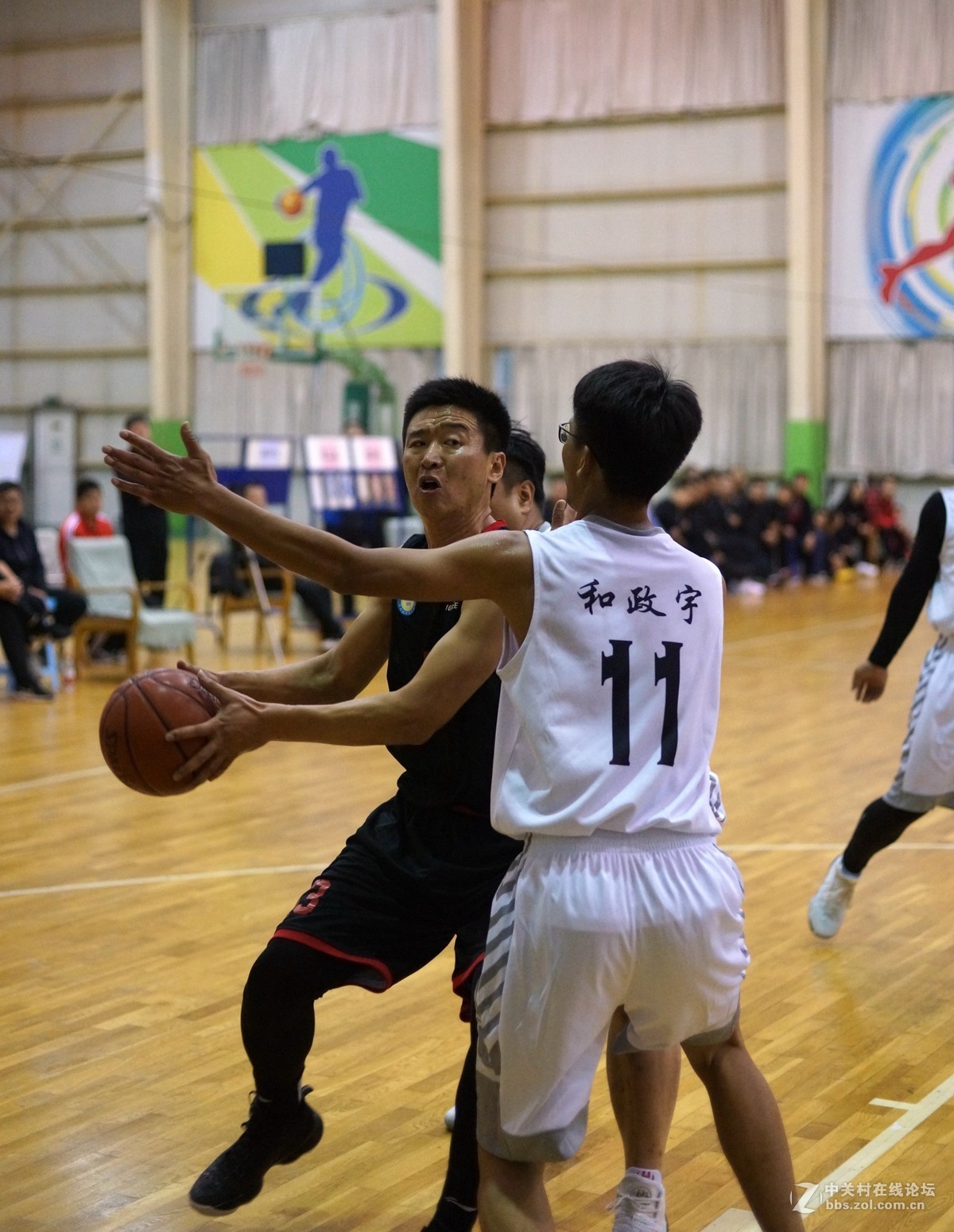 篮球比赛拍几张