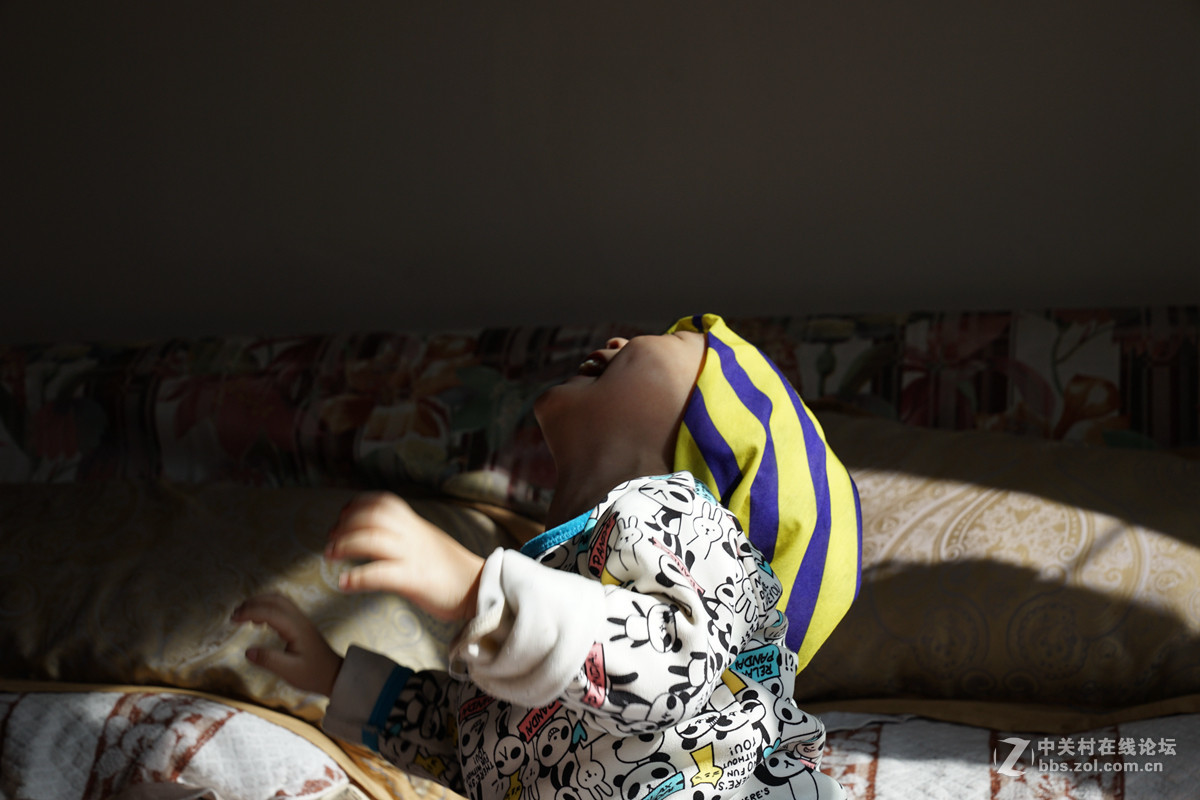 天伦之乐一小淘气