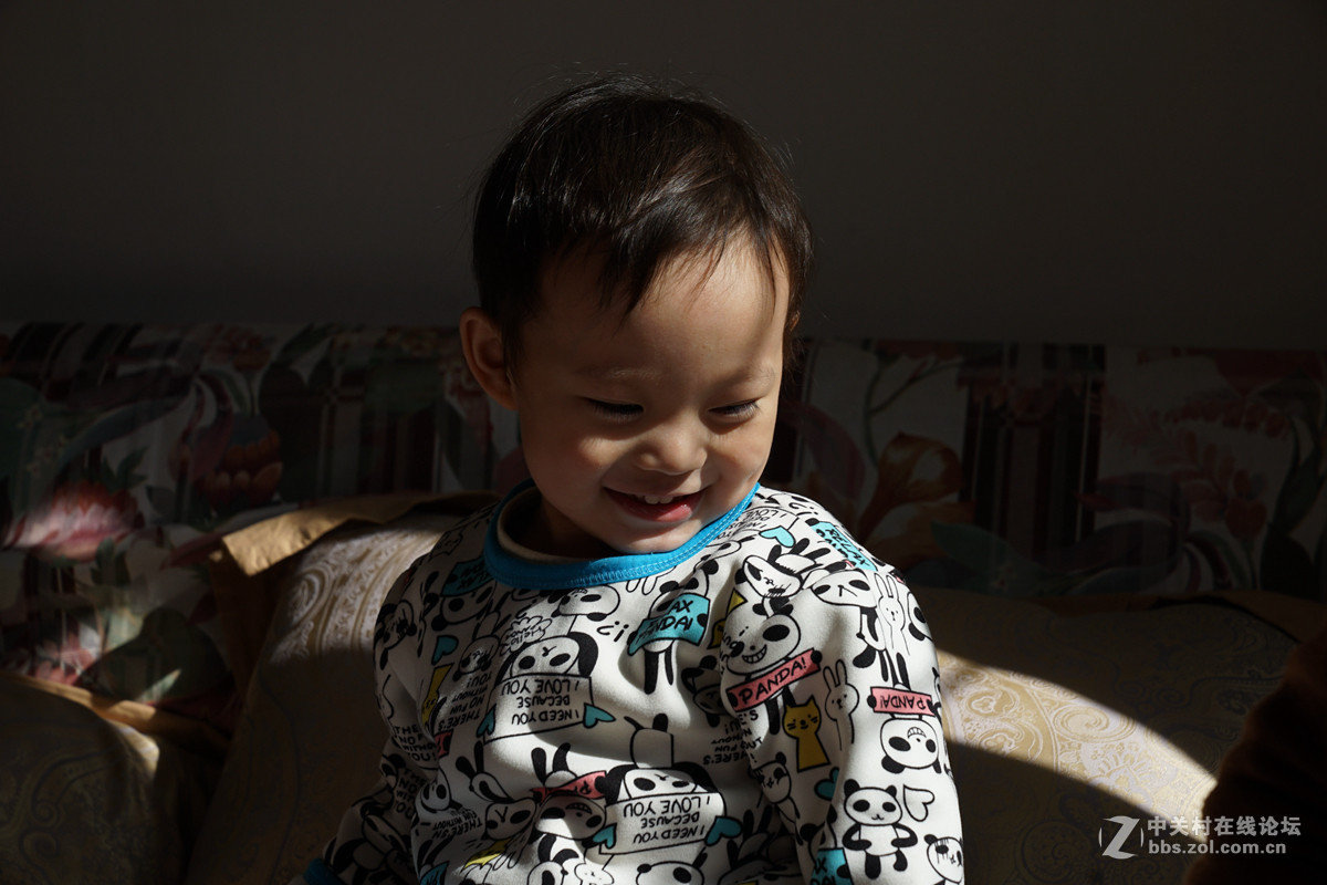 天伦之乐一小淘气