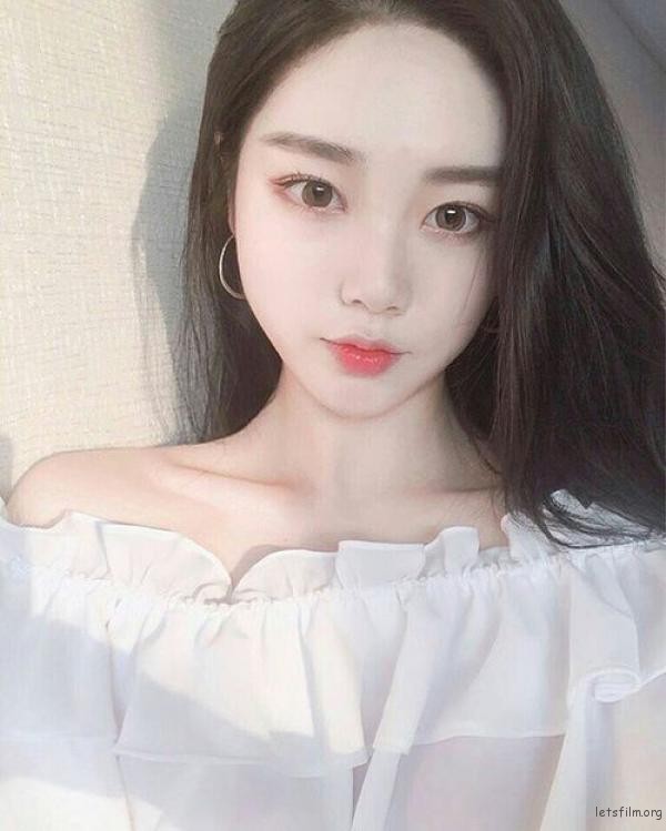 拒绝剪刀手 教你刷爆朋友圈的自拍