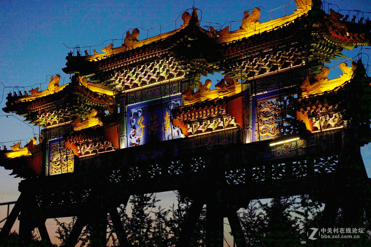 夜暮下的南海子效野公园