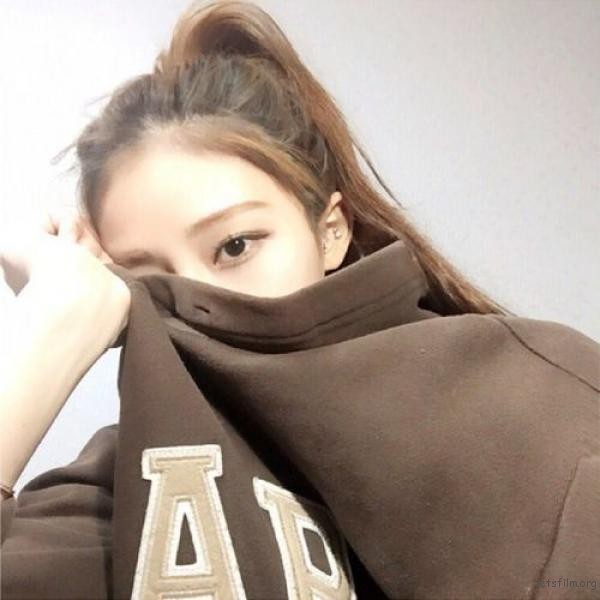 拒绝剪刀手 教你刷爆朋友圈的自拍