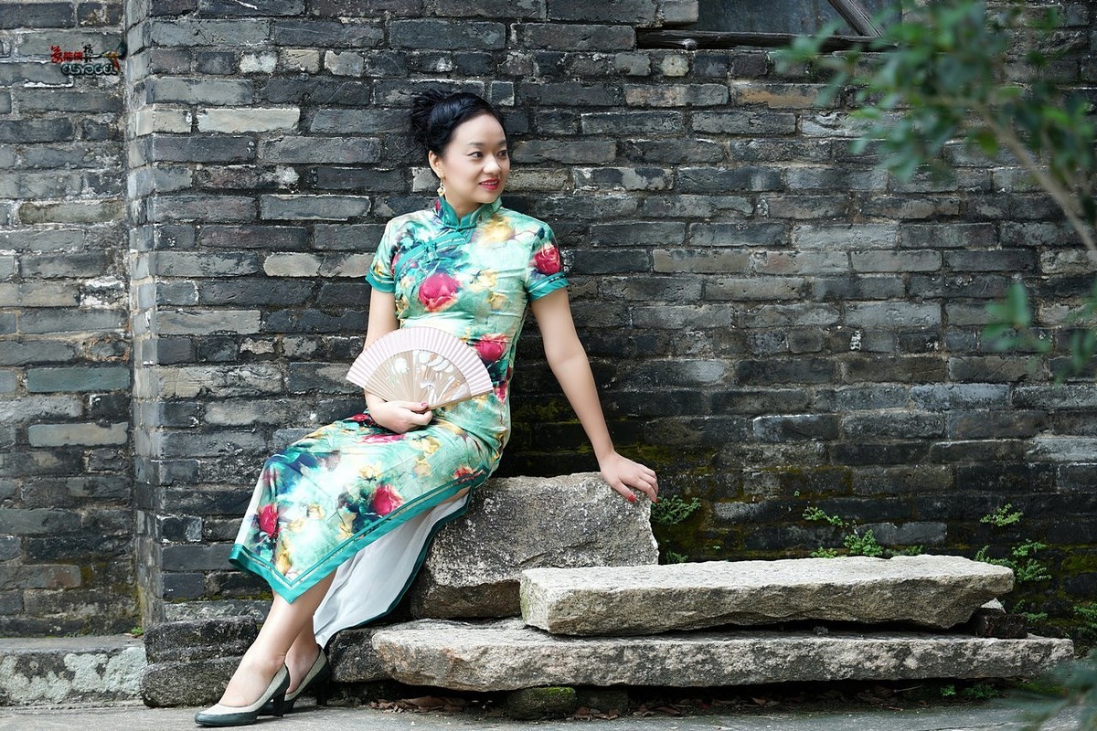 梦里水乡蓬简旗袍萤火续